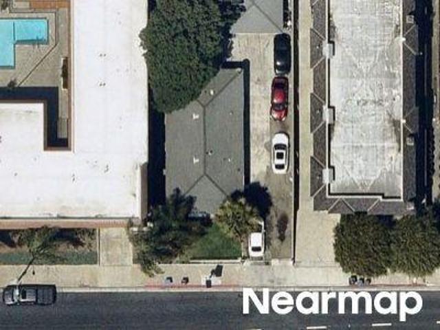 House for sale in Hawthorne