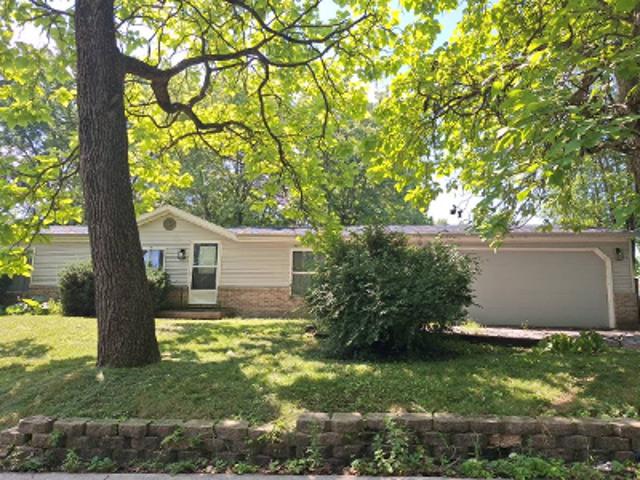 House for sale in Cedar Lake, Indiana