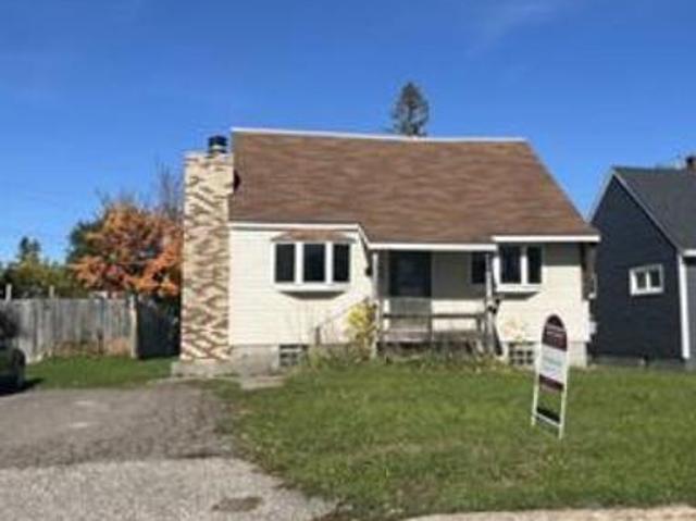 House for sale in Sault Sainte Marie, Michigan