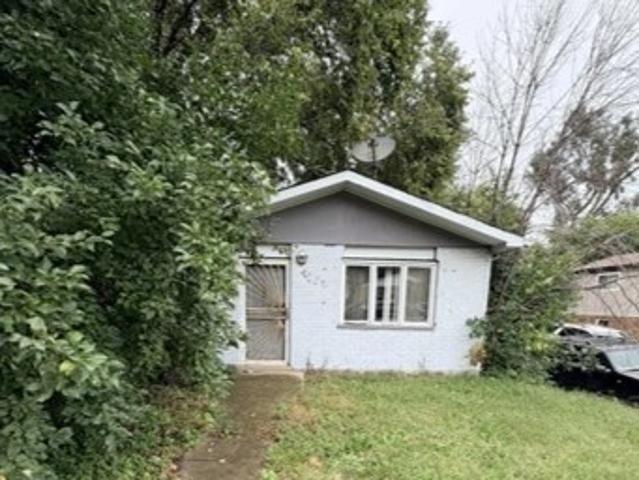 House for sale in Robbins, Cook County