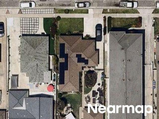 House for sale in Hawthorne