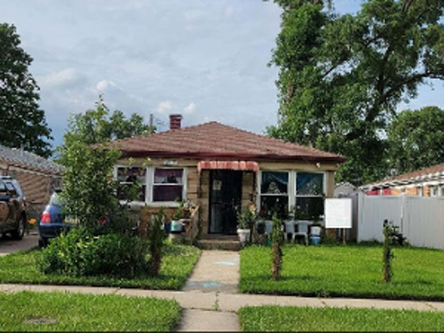 House for sale in Harvey, Illinois