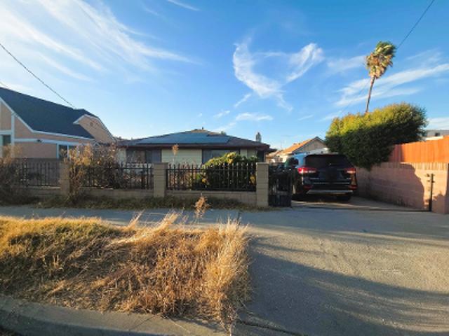 House for sale in Canoga Park, California