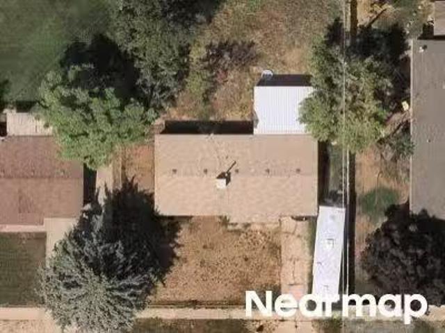 House for sale in Layton