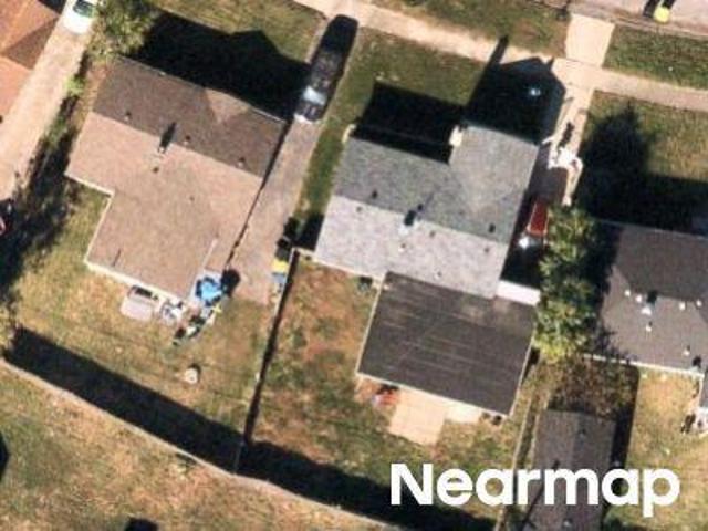 House for sale in Gary