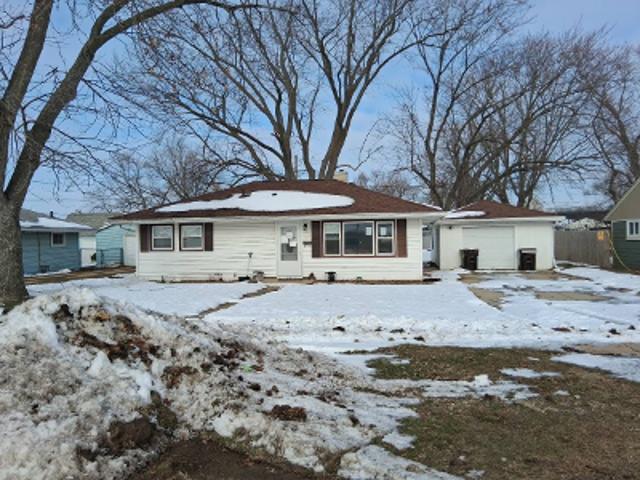 House for sale in Whiteside, Illinois