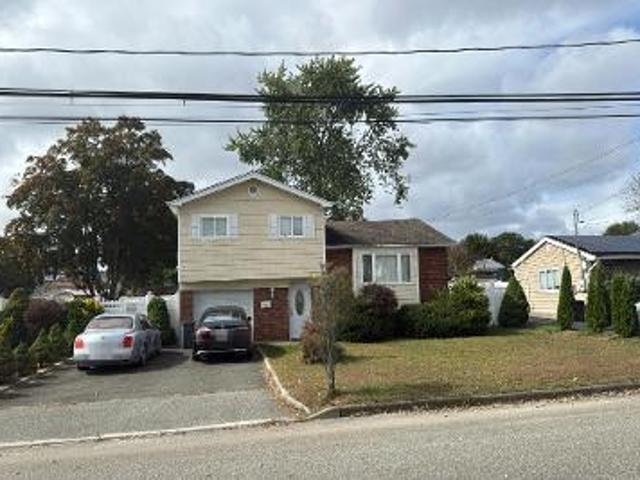 House for sale in Babylon, New York