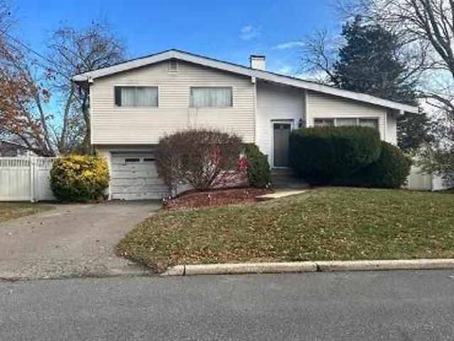 House for sale in Babylon, New York