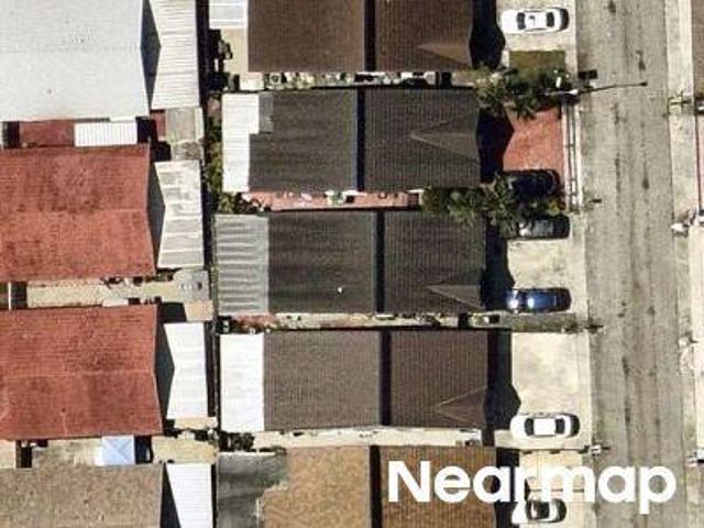 Townhouse for sale in Hialeah, Florida