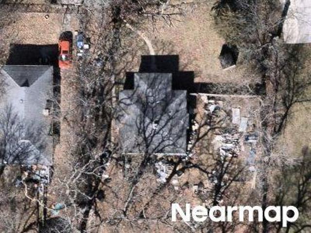 House for sale in Lindenhurst, Illinois