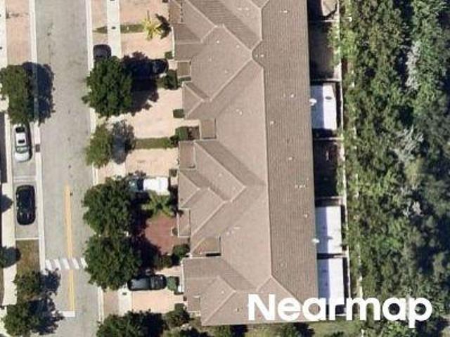 Townhouse for sale in Hialeah, Florida