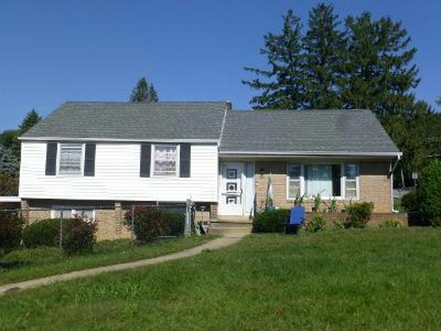 House for sale in Douglassville, Pennsylvania
