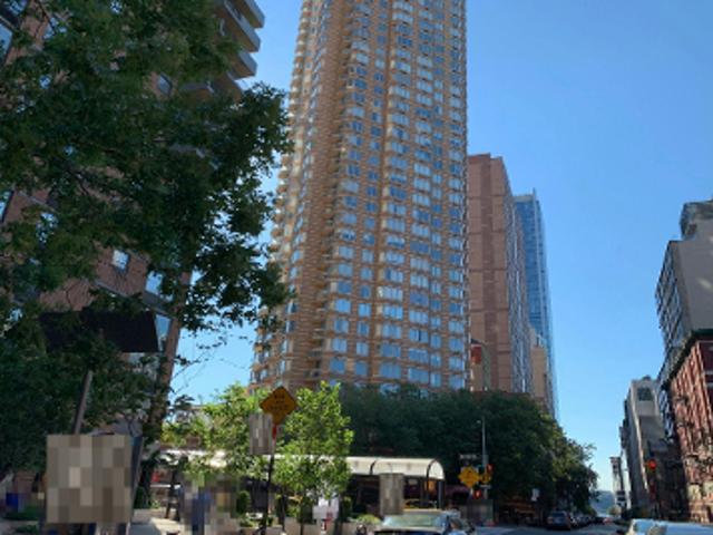 Condo for sale in Manhattan Community Board 4, New York