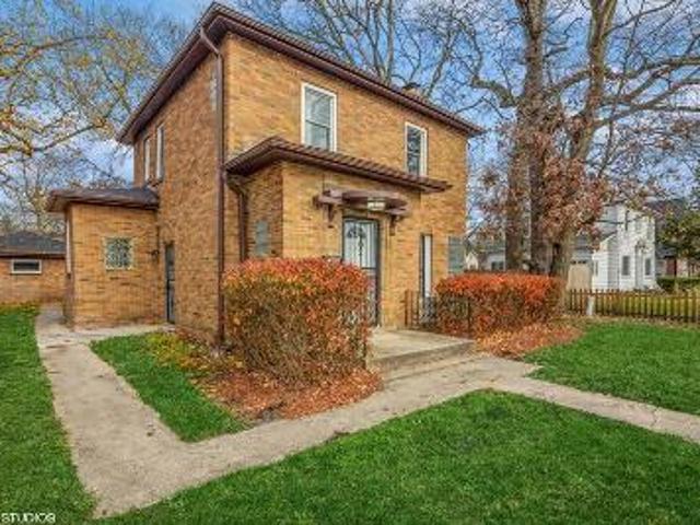 House for sale in Gary