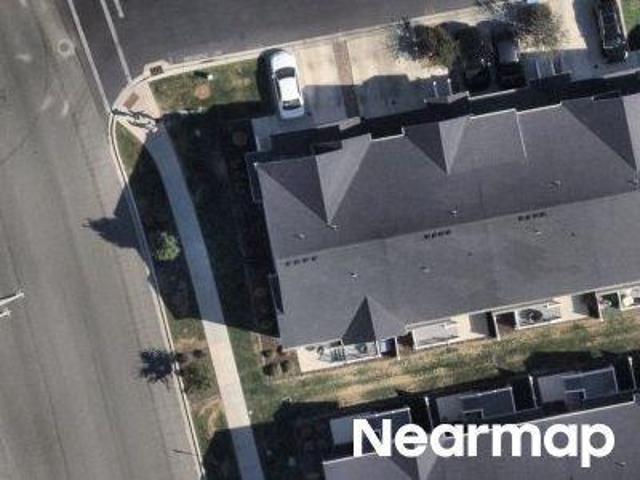 Townhouse for sale in Lakefront at Vineyard Town Center, Vineyard