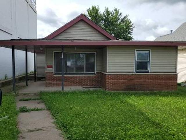 House for sale in Winona