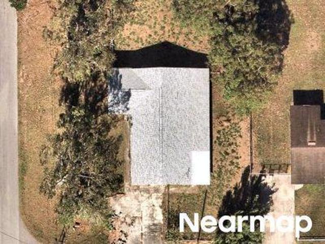 House for sale in Frostproof