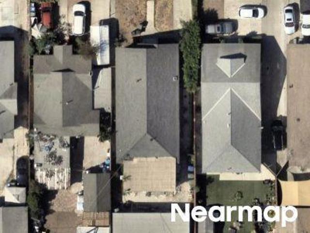 House for sale in Vermont Square, Los Angeles
