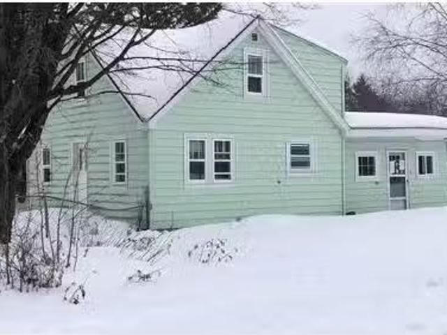 House for sale in Alpena