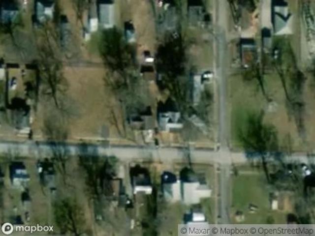 House for sale in Flora, Illinois