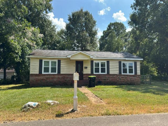 House for sale in Alpine, Alabama