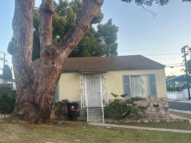 House for sale in Canoga Park, California