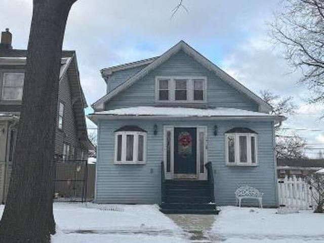 House for sale in Bedford Park, Illinois