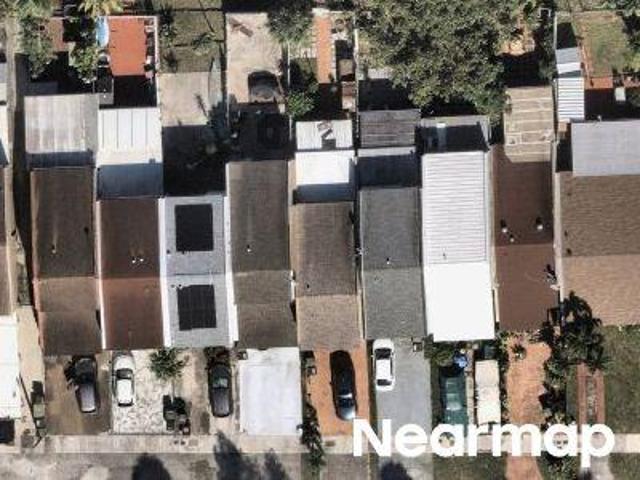Townhouse for sale in Hialeah