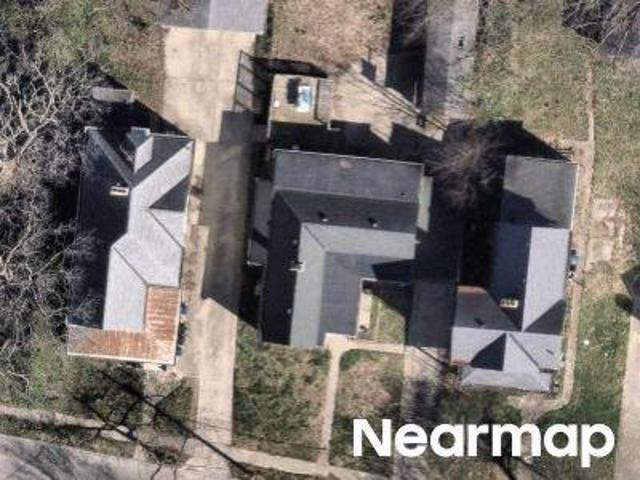 House for sale in Roselawn, Ohio