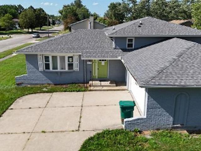 House for sale in Merrillville, Indiana