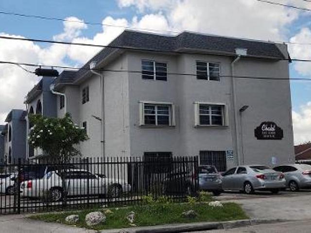 Condo for sale in Hialeah, Florida