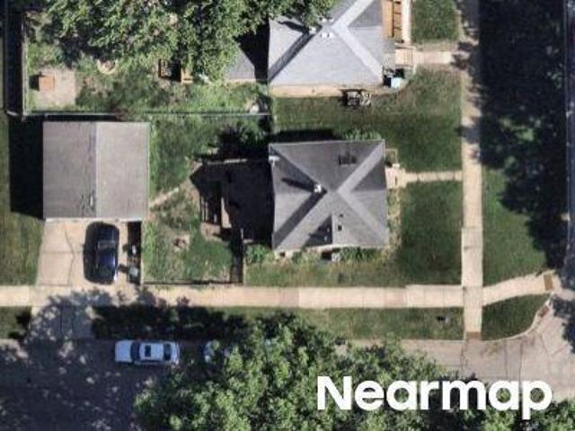 House for sale in Waterloo, Iowa