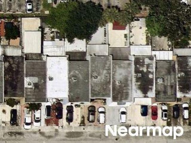 Townhouse for sale in Hialeah, Florida