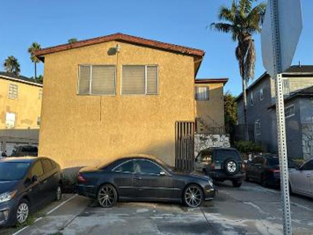 House for sale in Inglewood, California