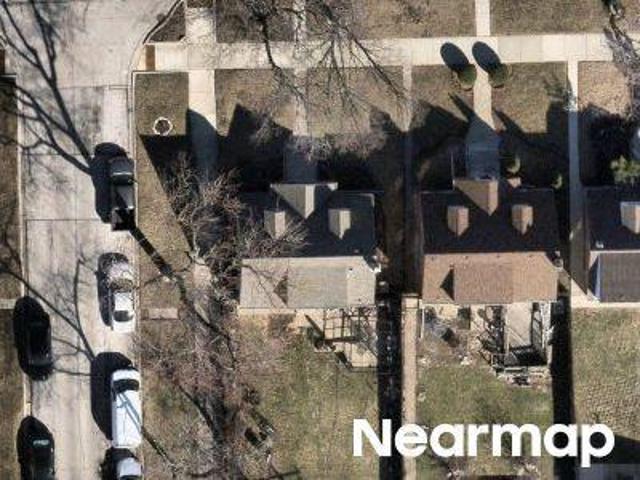 House for sale in Ashburn, Chicago