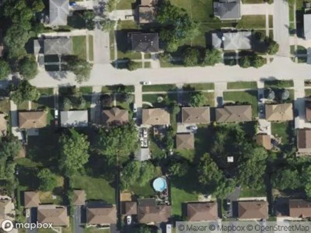 House for sale in Hickory Hills, Illinois