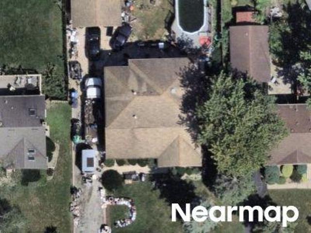 House for sale in Hickory Hills, Illinois