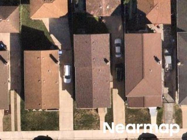 House for sale in Chicago