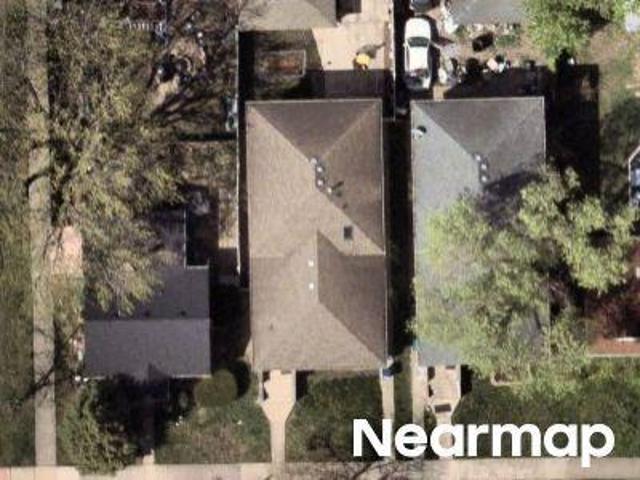 House for sale in Evergreen Park