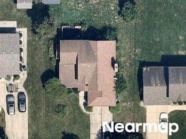 House for sale in Crown Point, Indiana