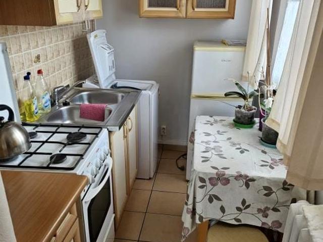 Mieszkanie na sprzedaż w Poniatów, Wałbrzych