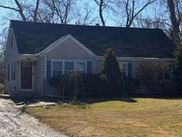 House for sale in Des Plaines, Illinois