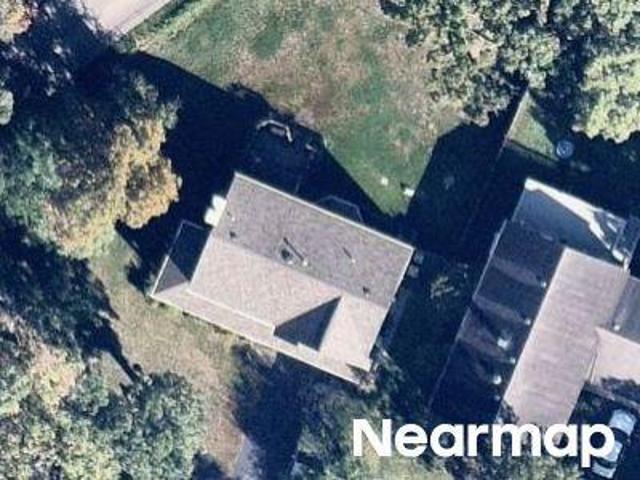 House for sale in Mchenry, Illinois