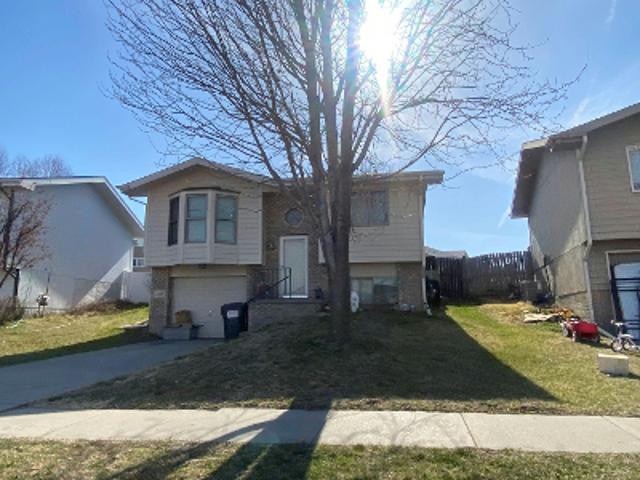 House for sale in West 