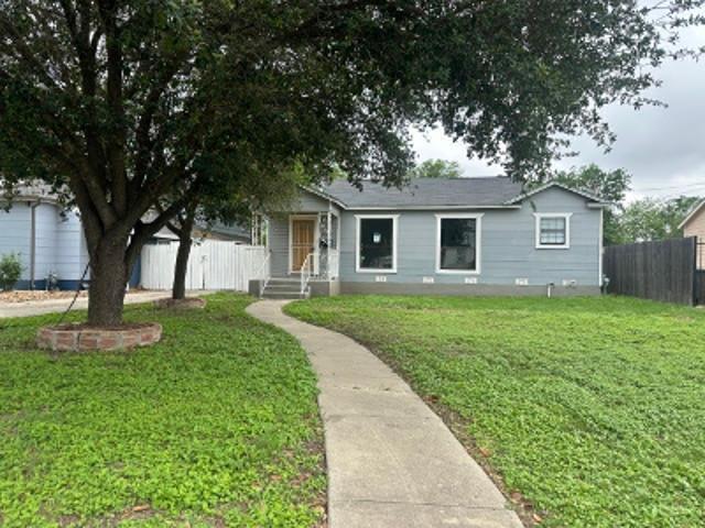 House for sale in Leesville, Texas
