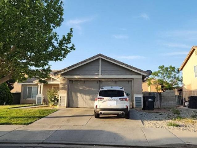 House for sale in Lancaster, California