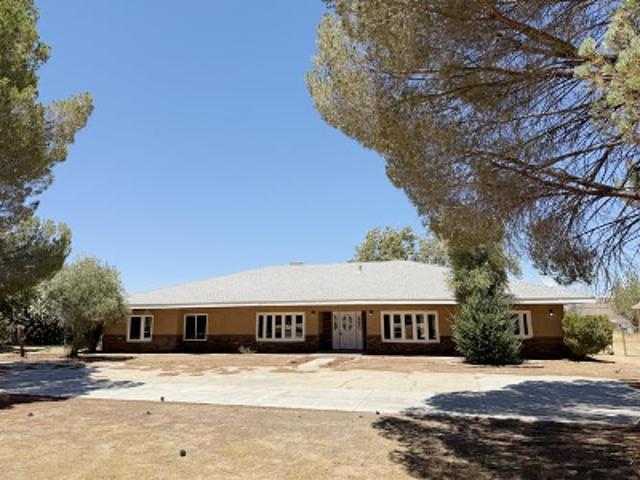 House for sale in Palmdale, California