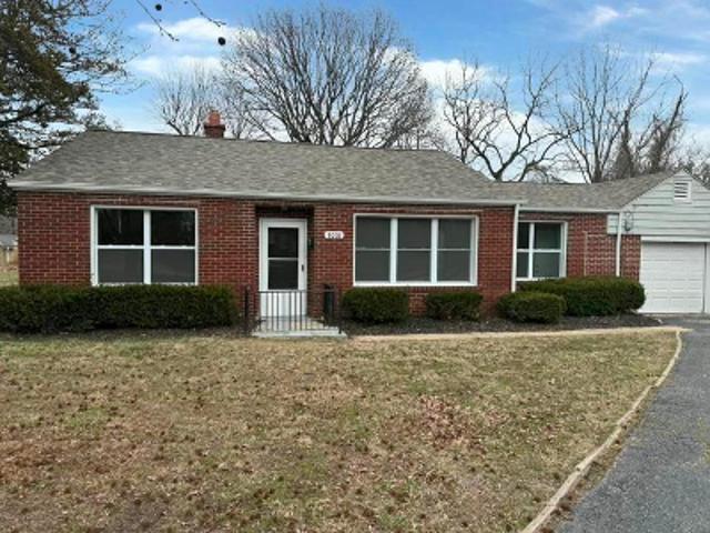 House for sale in Belleville, Illinois