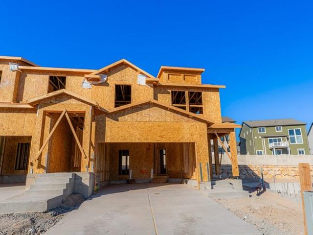 Condo for sale in Saratoga Springs, Utah