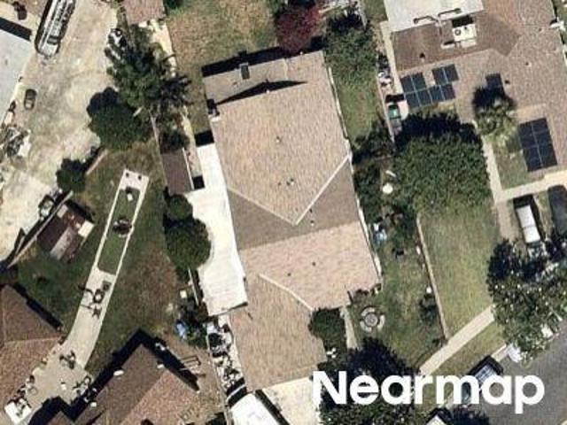 House for sale in Long Beach, California